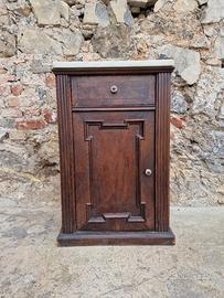 comodino antico vintage