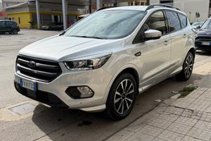 Ford Kuga 1.5 TDCI 120 CV S&S 2WD ST-Line 2019
