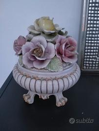 Vado centrotavola porcellana  vintage 