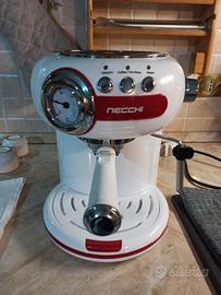 macchina da caffè stile vintage 