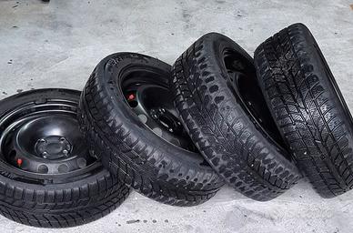 4 cerchi  da 15 Lancia Ypsilon