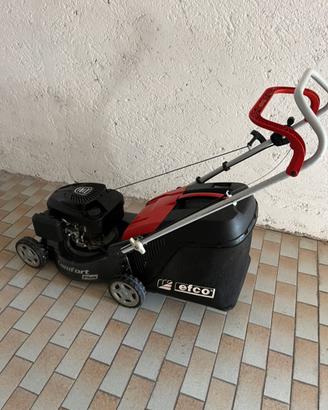 Tagliaerba a motore