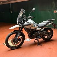 Himalayan 450 Kamet White Tubeless