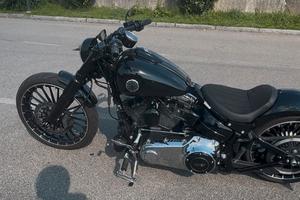 Harley Davidson Breakout 103
