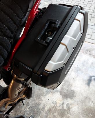 Coppia Valigie Laterali Originali Moto Guzzi V85 T