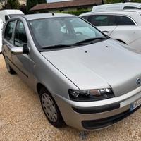 Fiat Punto 1.2i Neopatentato