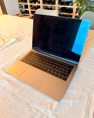 MacBook Air 13' Retina