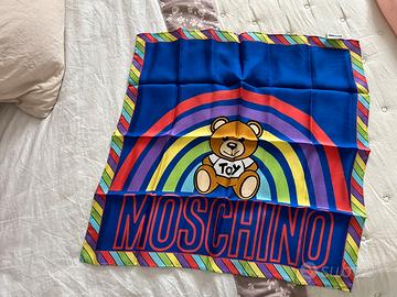 Foulard Moschino