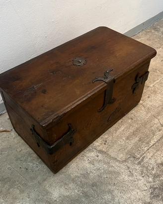 Forziere in Legno Massello