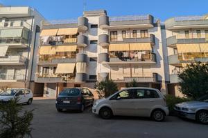 3 LOCALI A MARGHERITA DI SAVOIA