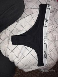 intimo nero con scritta