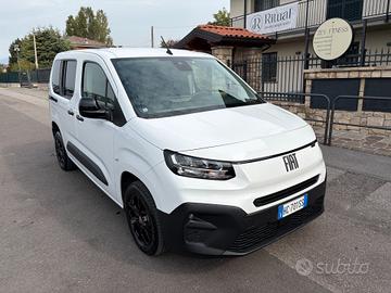 Fiat Doblò 1.5 BlueHdi 100CV Autocarro 5 posti