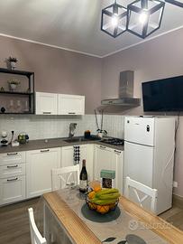 Ampio appartamento 5 posti con giardino e terrazza