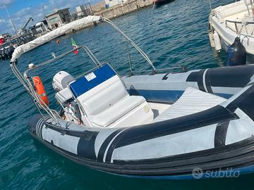 Gommone marlin 4.80 mt senza motore
