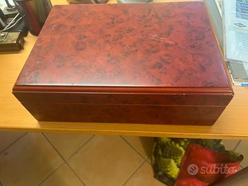 Humidor per sigari in mogano