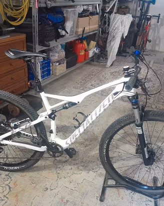 mtb specialized epic comp in carbonio