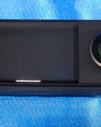 Action cam per riprese a 360° Insta360 X3