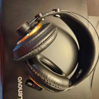 AKG k240