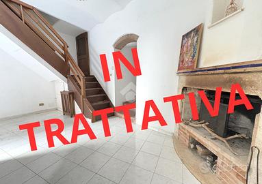 3 LOCALI A NARNI