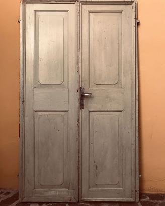 Porta in abete doppio battente