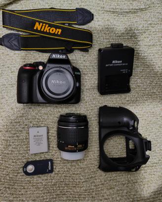 Nikon D3400 + obiettivo 18-55mm + zoom 55-200mm