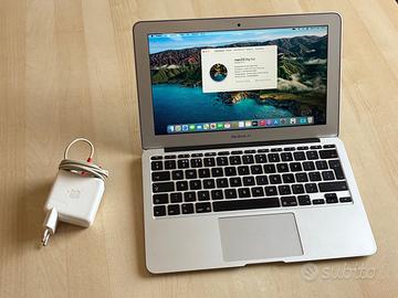 MacBook Air 11" A1465 (Early 2014) - i5 - 4Gb RAM