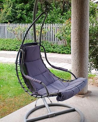 poltrona sospesa da giardino