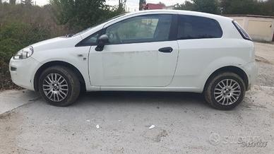 Fiat Grande Punto- 2006- 1.2 Benzina