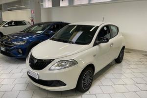 Lancia Ypsilon 1.0 FireFly 5 porte S&S Hybrid Oro
