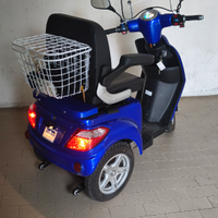 Scooter trio elettrico senza patente