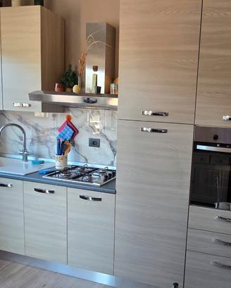 cucina completa lunghezza 3 metri