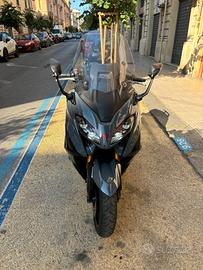 Yamaha TMAX 560 TECH MAX