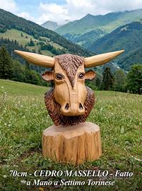 Testa di Toro in Legno di Cedro