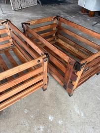 Casse pieghevoli per cordame velieri.