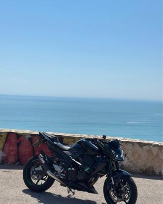 Kawasaki Z750