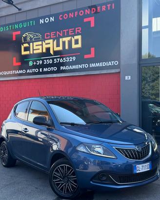 Lancia Ypsilon 1.0 FireFly 5 porte S&S Hybrid Albe