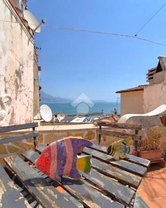 3 LOCALI A GAETA