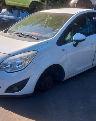 OPEL MERIVA 2011 SOLO PER RICAMBI