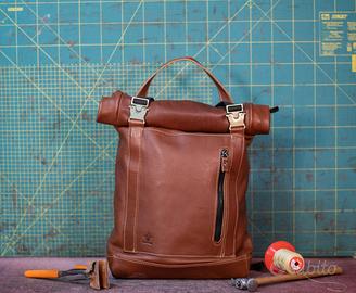 Zaino Artigianale in Cuoio Scuro