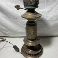 Antica lampada ad olio del 1800