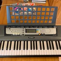 Yamaha EZ-200 tastiera usata