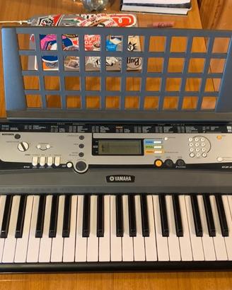 Yamaha EZ-200 tastiera usata