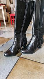 Stivali da donna neri taglia 37