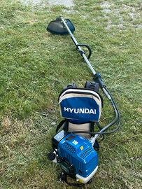 Decespugliatore a zainato hyundai