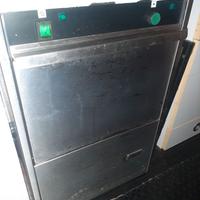 Lavabicchieri e posate