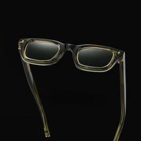 Occhiali da sole limited edition di lusso