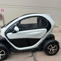 Renault Twizy scooter elettrico anno 2017