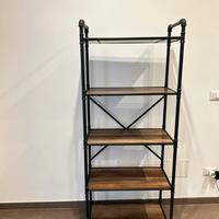 Libreria stile industriale
