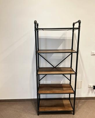 Libreria stile industriale