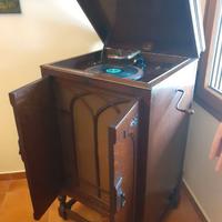 Grammofono originale la Voce del Padrone